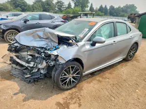 Toyota Camry 2.5L 4 2023