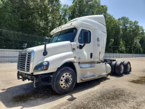 Freightliner Cascadia 14.8L 6 2018