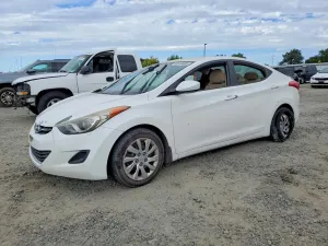 Hyundai Elantra 1.8L 4 2013