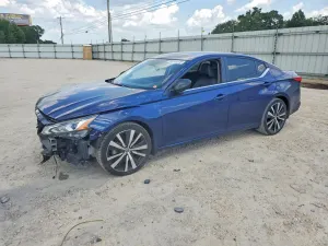 Nissan Altima 2.5L 4 2021