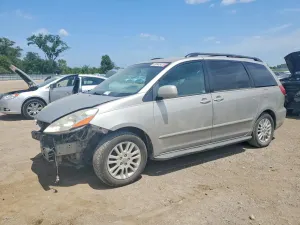 Toyota Sienna 3.5L 6 2009