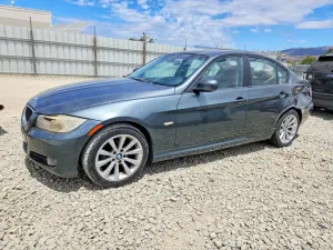BMW 3 Series 3.0L 6 2011