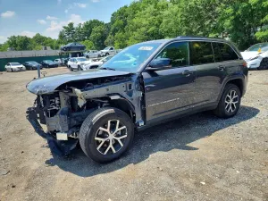 Jeep Grand Cherokee 2.0L 4 2026