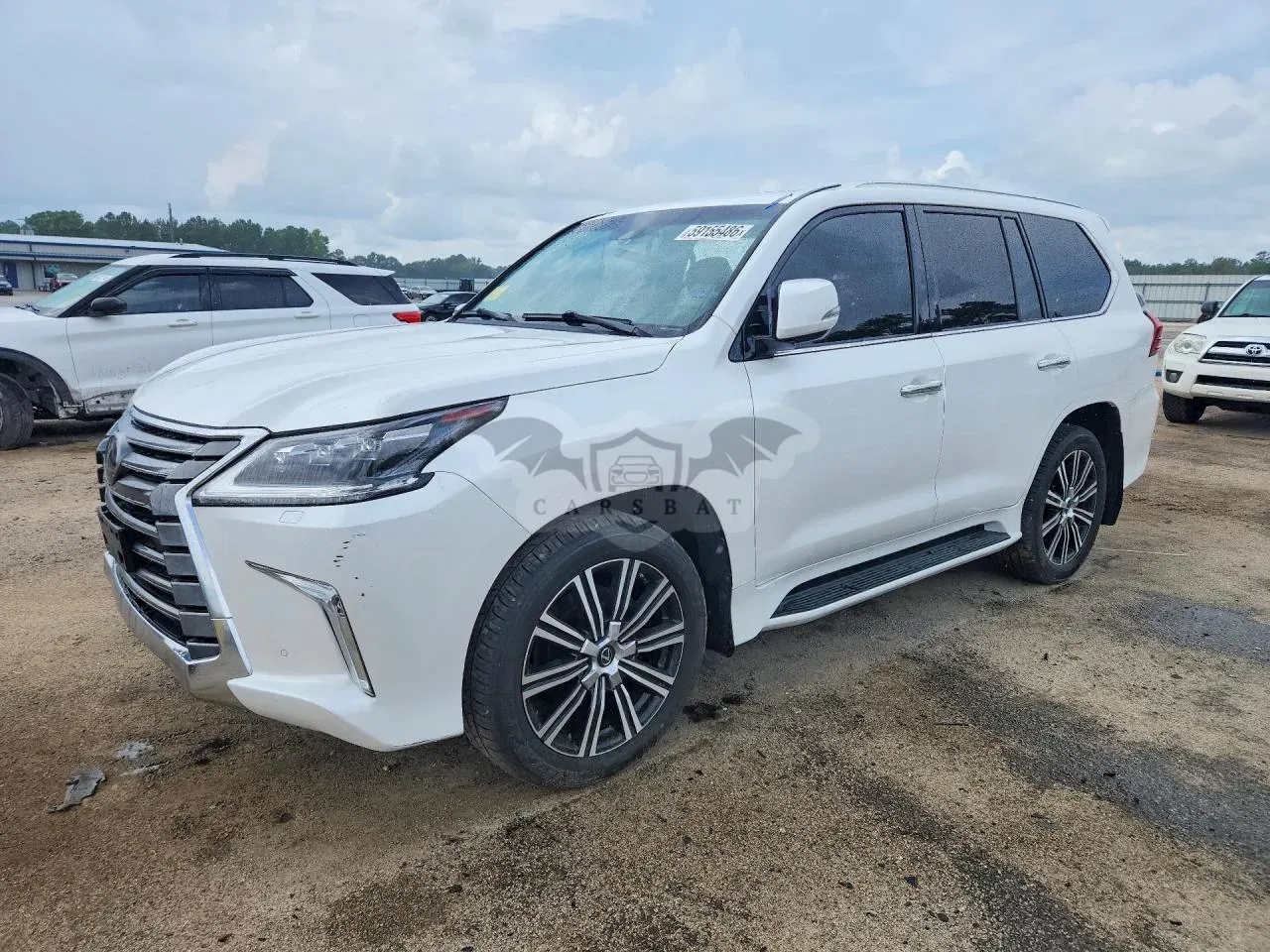Lexus LX 5.7L 8 2021