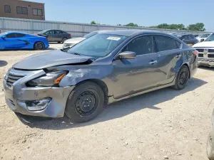 Nissan Altima 2.5L 4 2015