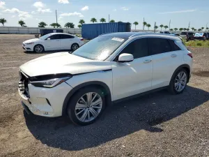 Infiniti QX50 2.0L 4 2020