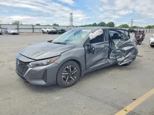 Nissan Sentra 2.0L 4 2025