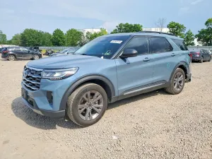 Ford Explorer 2.3L 4 2025