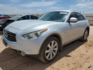 Infiniti QX70 3.7L 6 2014