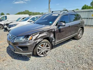 Volkswagen Touareg 3.6L 6 2016