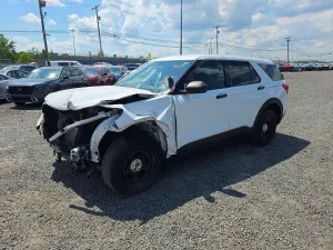 Ford Explorer 3.3L 6 2022