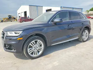 Audi Q5 2.0L 4 2018