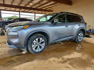 Nissan Rogue 2.5L 4 2021