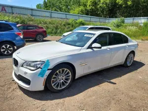 BMW 7 Series 4.4L 8 2015