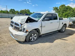 RAM 1500 5.7L 8 2017