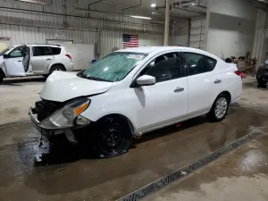 Nissan Versa 1.6L 4 2016