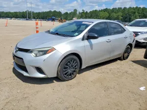 Toyota Corolla 1.8L 4 2016