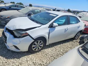 Toyota Corolla 1.8L 4 2015