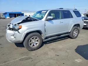 Toyota 4Runner 4.0L 6 2015
