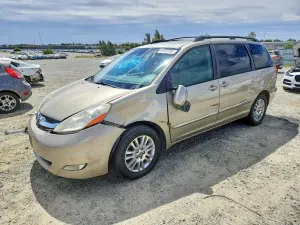 Toyota Sienna 3.5L 6 2010