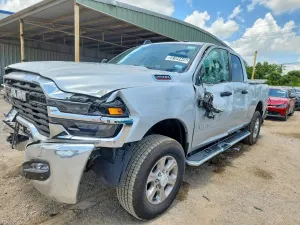 RAM 2500 6.4L 8 2026