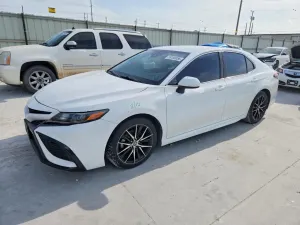 Toyota Camry 2.5L 4 2021
