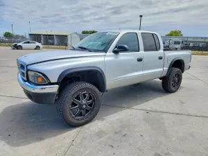 Dodge Dakota 4.7L 8 2004