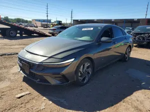 Hyundai Elantra 2.0L 4 2024