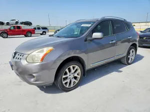 Nissan Rogue 2.5L 4 2012