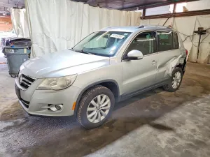 Volkswagen Tiguan 2.0L 4 2011