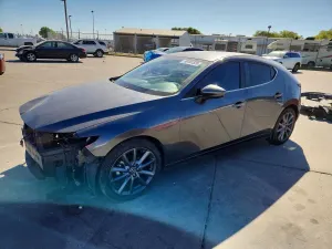 Mazda 3 2.5L 4 2021