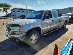 GMC Sierra 5.3L 8 2003