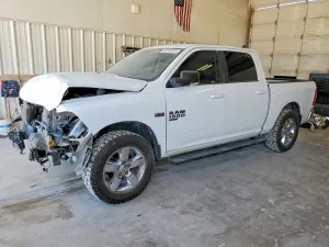 RAM 1500 5.7L 8 2019