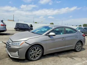 Hyundai Elantra 2.0L 4 2020