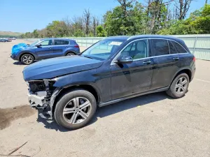 Mercedes-Benz GLC 2.0L 4 2019