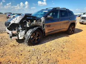 Jeep Cherokee 2.4L 4 2019