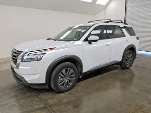 Nissan Pathfinder 3.5L 6 2025
