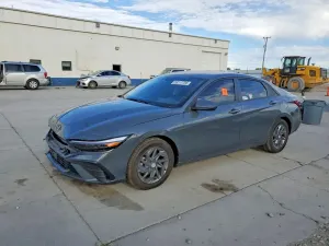 Hyundai Elantra 2.0L 4 2024