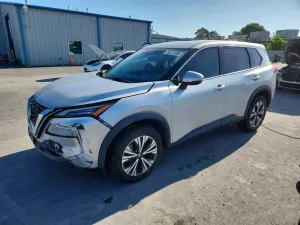 Nissan Rogue 2.5L 4 2021