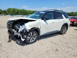 Nissan Pathfinder 3.5L 6 2023