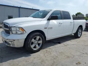 RAM 1500 SLT 5.7L 8 2013