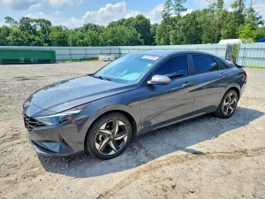 Hyundai Elantra 2.0L 4 2023