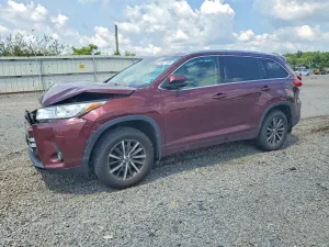 Toyota Highlander 3.5L 6 2017