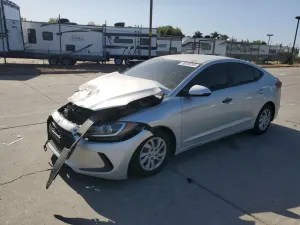Hyundai Elantra SE 2.0L 4 2017