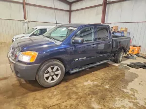 Nissan Titan 5.6L 8 2011