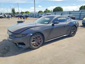 Ford Mustang 2.3L 4 2024