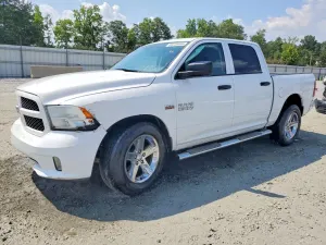 RAM 1500 5.7L 8 2015