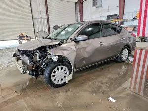 Nissan Versa 1.6L 4 2016