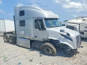 Volvo VN 12.8L 6 2020