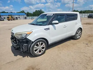 Kia Soul 2.0L 4 2015
